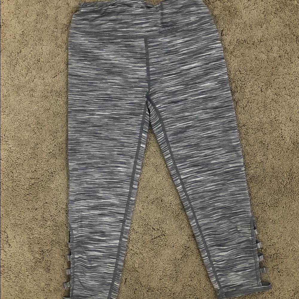 Z by Zella Girls Grey Heathered Cropped Leggings